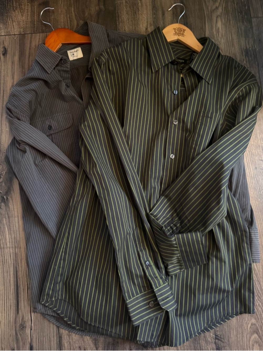 Men’s Button Down Shirt Bundle M Old Navy Van Heusen Striped Casual Dress Shirts